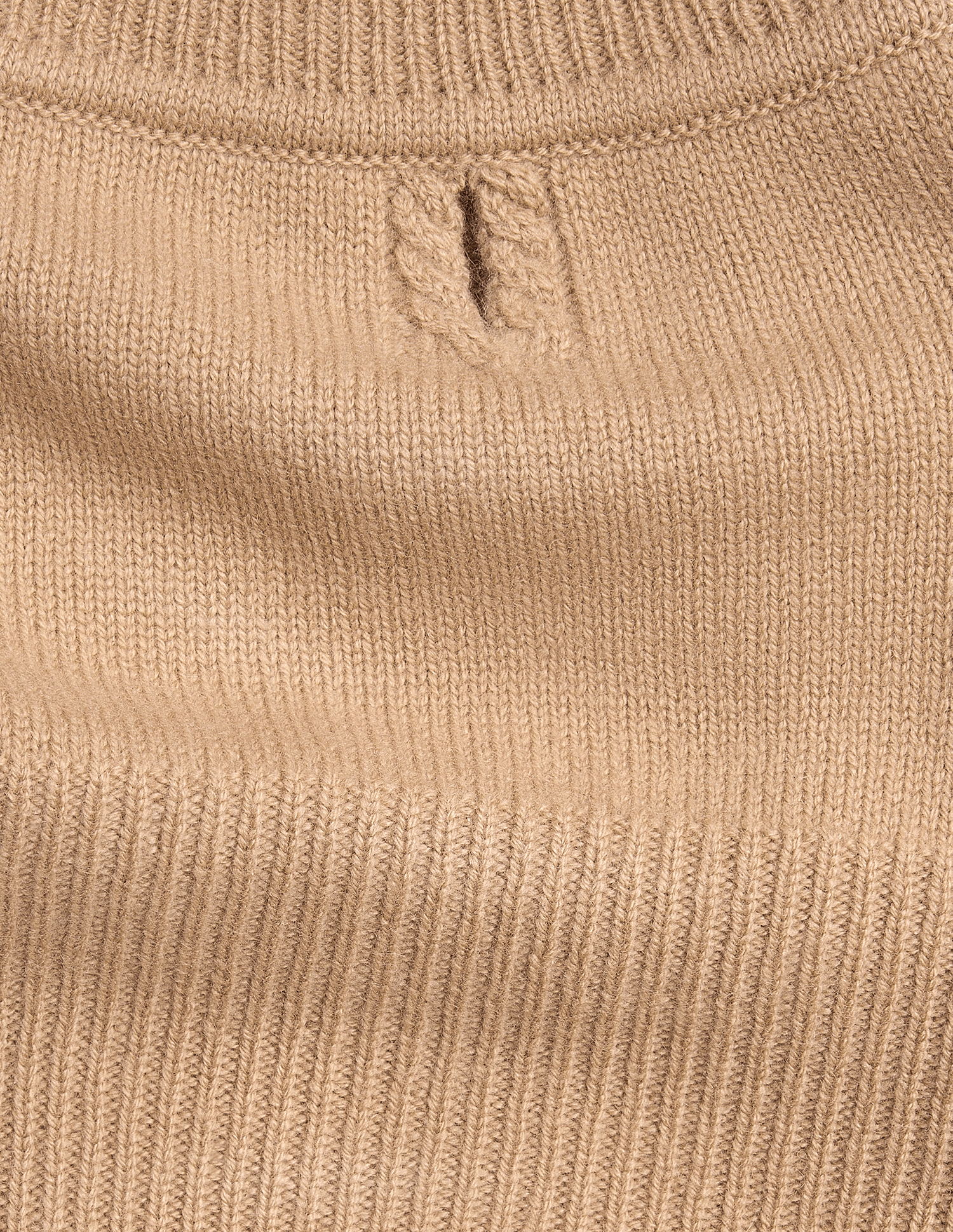 Camisola The Bonny — detalhe da malha em caxemira