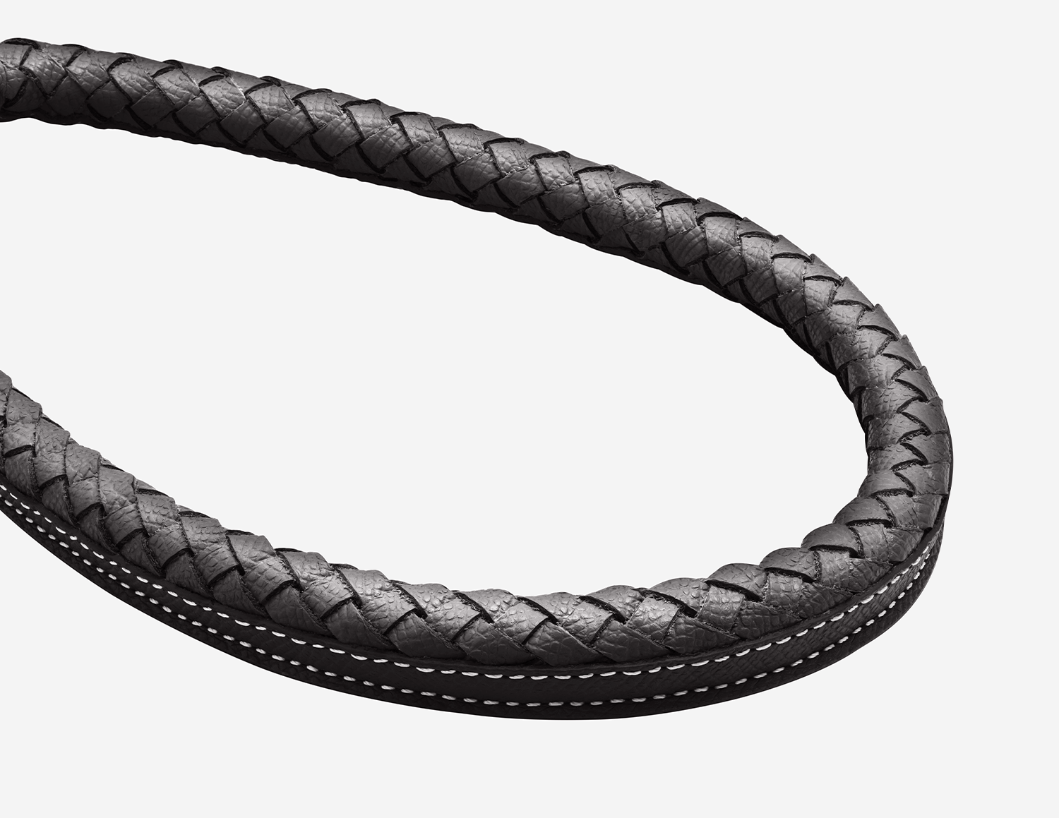 The Rava — Trela Entrançada da PAGERIE em cor preta Noir — detalhe