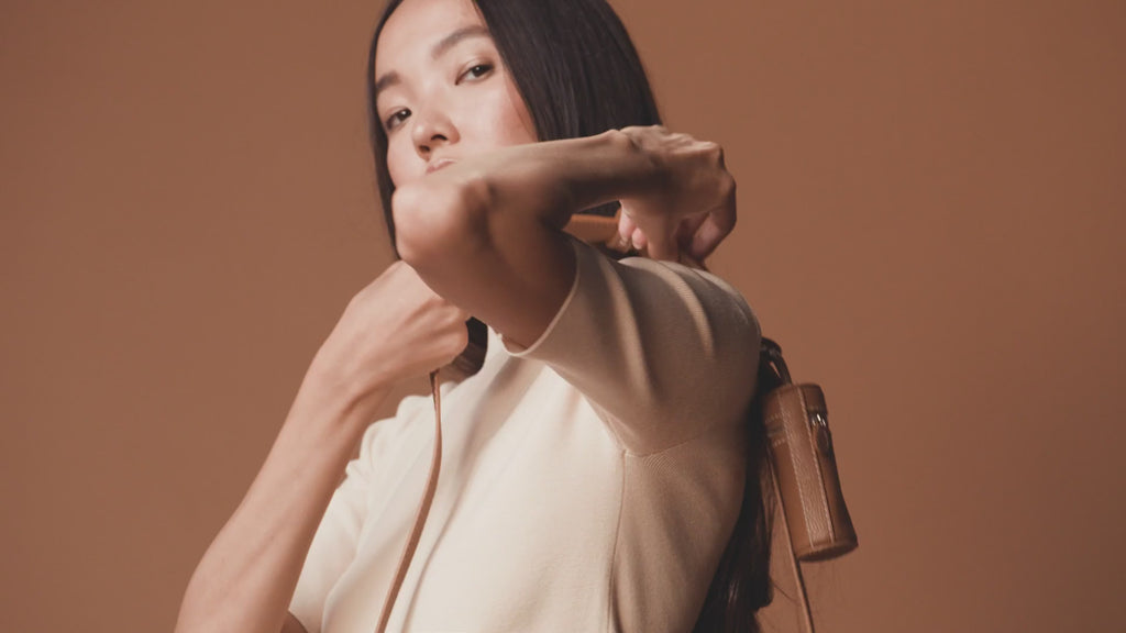 The Tascher — Trela em Pele — vídeo do produto PAGERIE