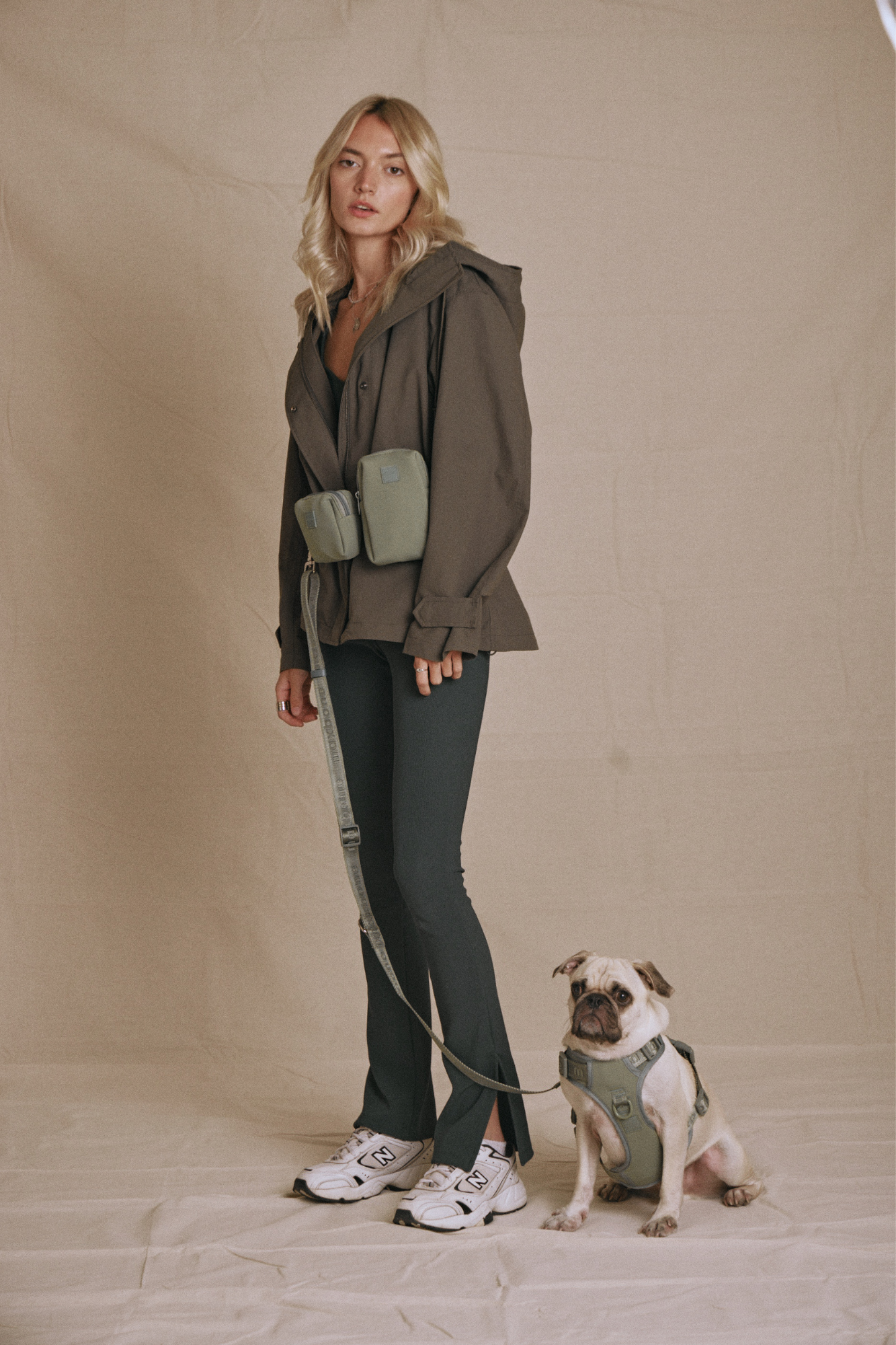 Trela GO! With Ease Hands Free Leash premium da Maxbone em verde sálvia — detalhe da textura (26)